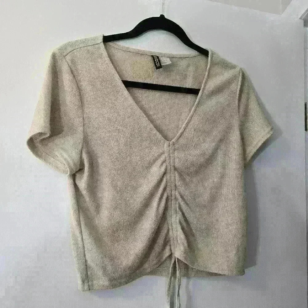 H&M  Top - Picture 2 of 6